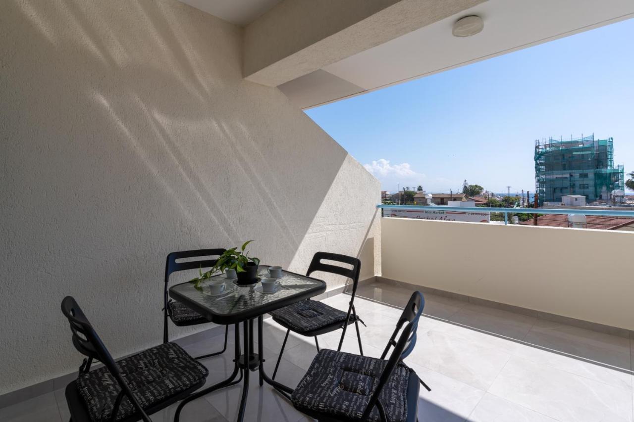 Andrea 3-Bedroom Apt In Mackenzie Ларнака Екстериор снимка